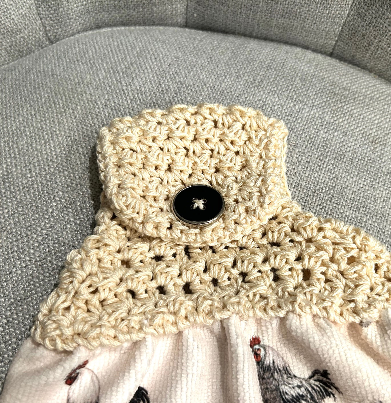 Crocheted top | Kitchen towel | Chicken Hen collection | Bright colors