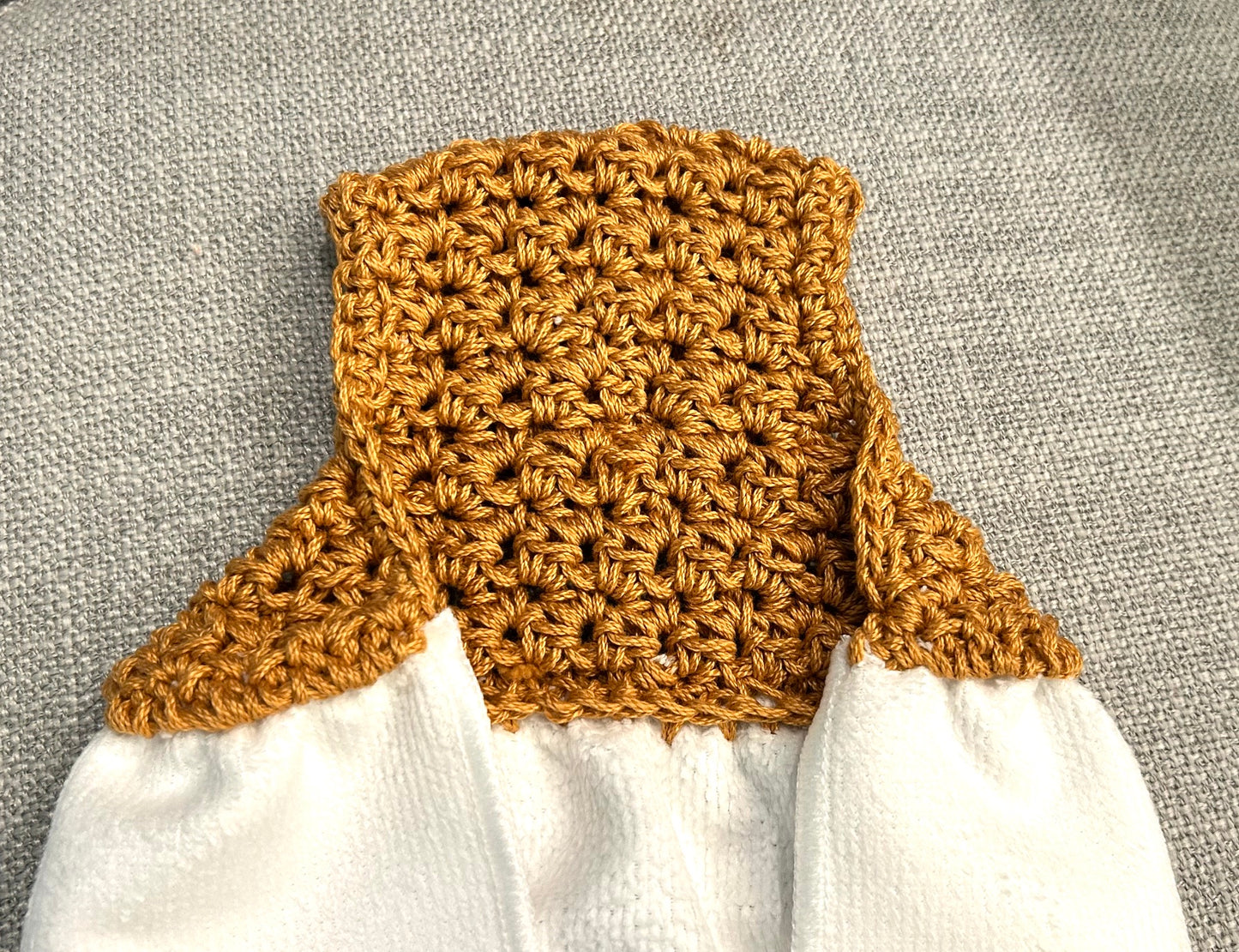Crocheted top kitchen towel | Baby Giraffe Zoo | Home Decor | Gift