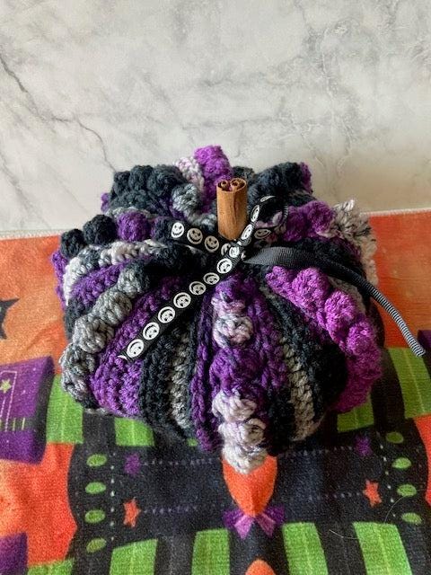 Crochet Halloween Pumpkin Set of 2 - bobble design (med & sm) - seasonal > free shipping