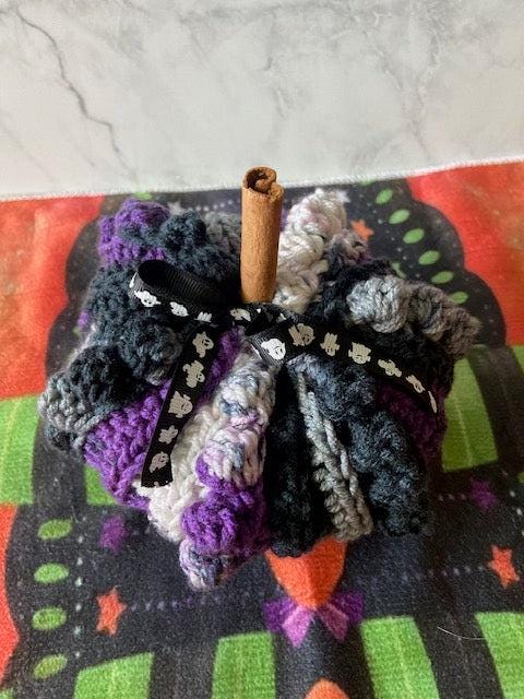 Crochet Halloween Pumpkin Set of 2 - bobble design (med & sm) - seasonal > free shipping