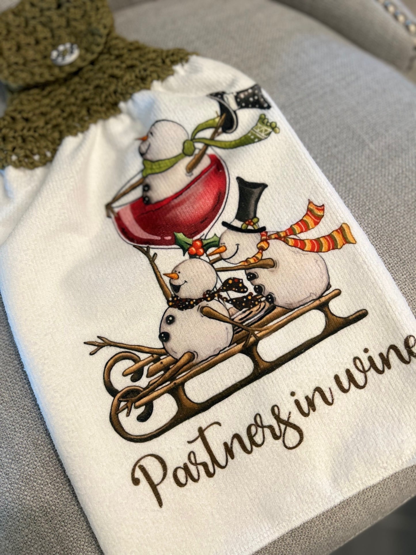 Crochet top kitchen towels | HOLIDAY PARTY CELEBRATION | Snowman | Drinks | Gift