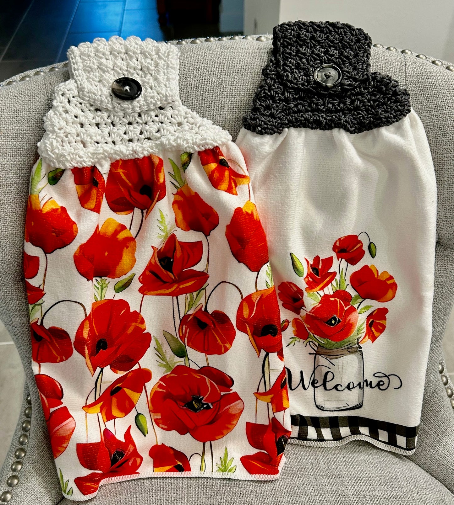 Crocheted top kitchen towel Flowers Red Poppy vase jar Spring