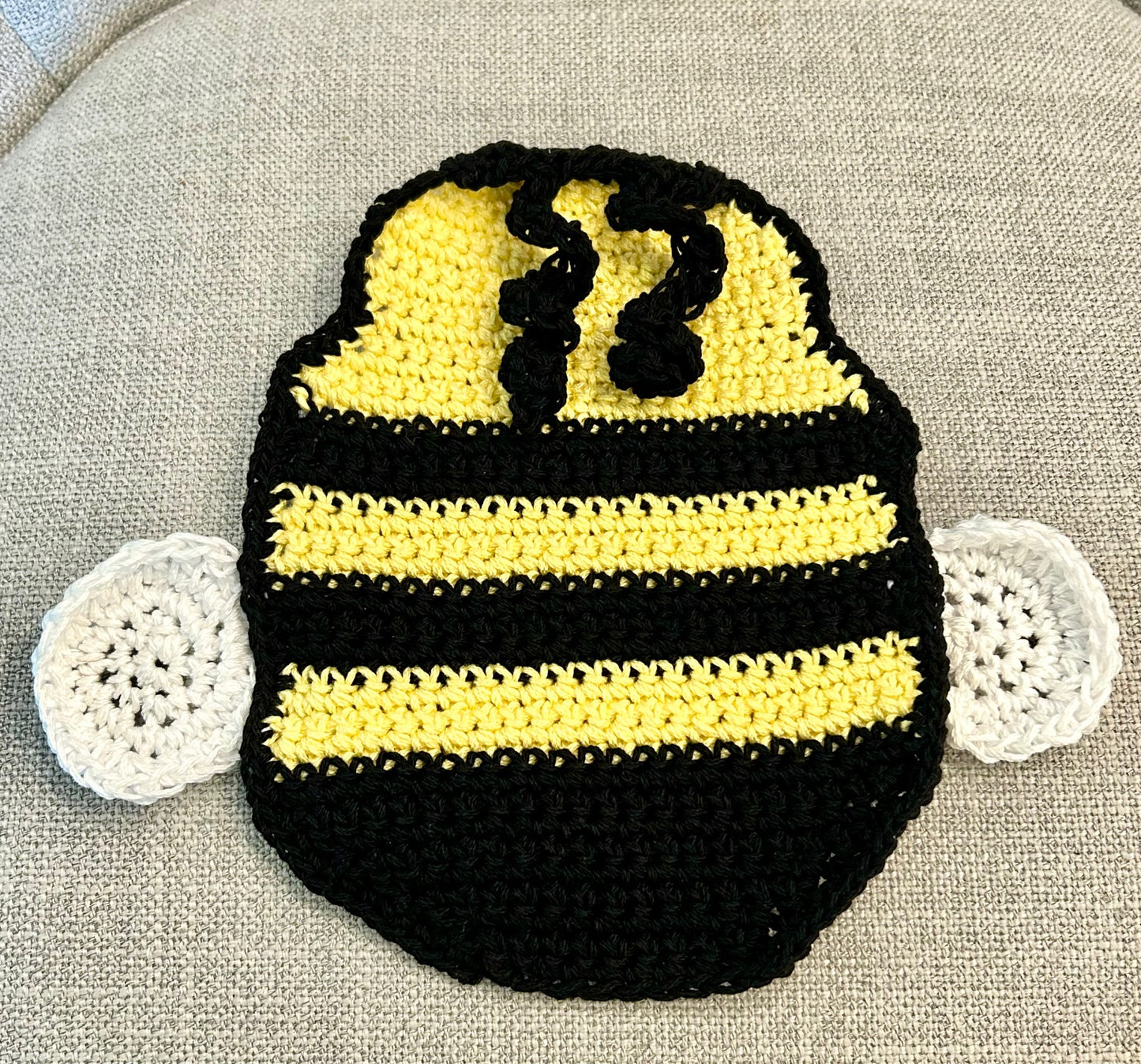 Crochet Potholder Hot Pads | BEES | Farm Decor | Honey bee | countertop | gift | Unique