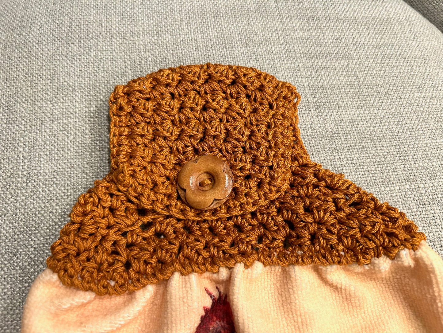 Crocheted top | Kitchen towel | Chicken Hen collection | warm colors