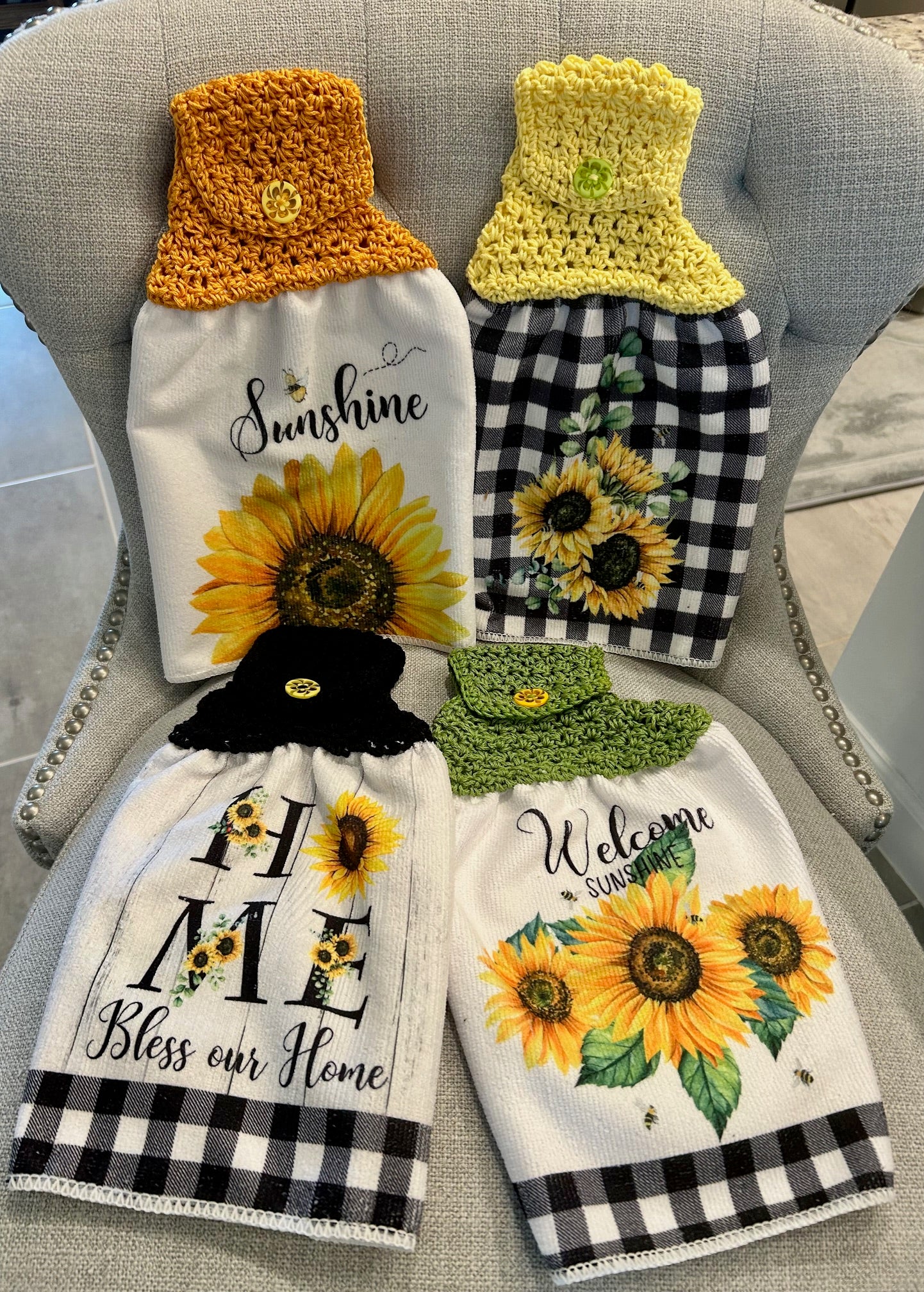 Crocheted top kitchen towels  Spring SUNFLOWERS Bees