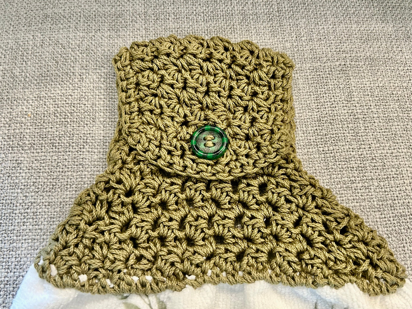 Crocheted top | Kitchen towel | Chicken Hen collection | Bright patterns