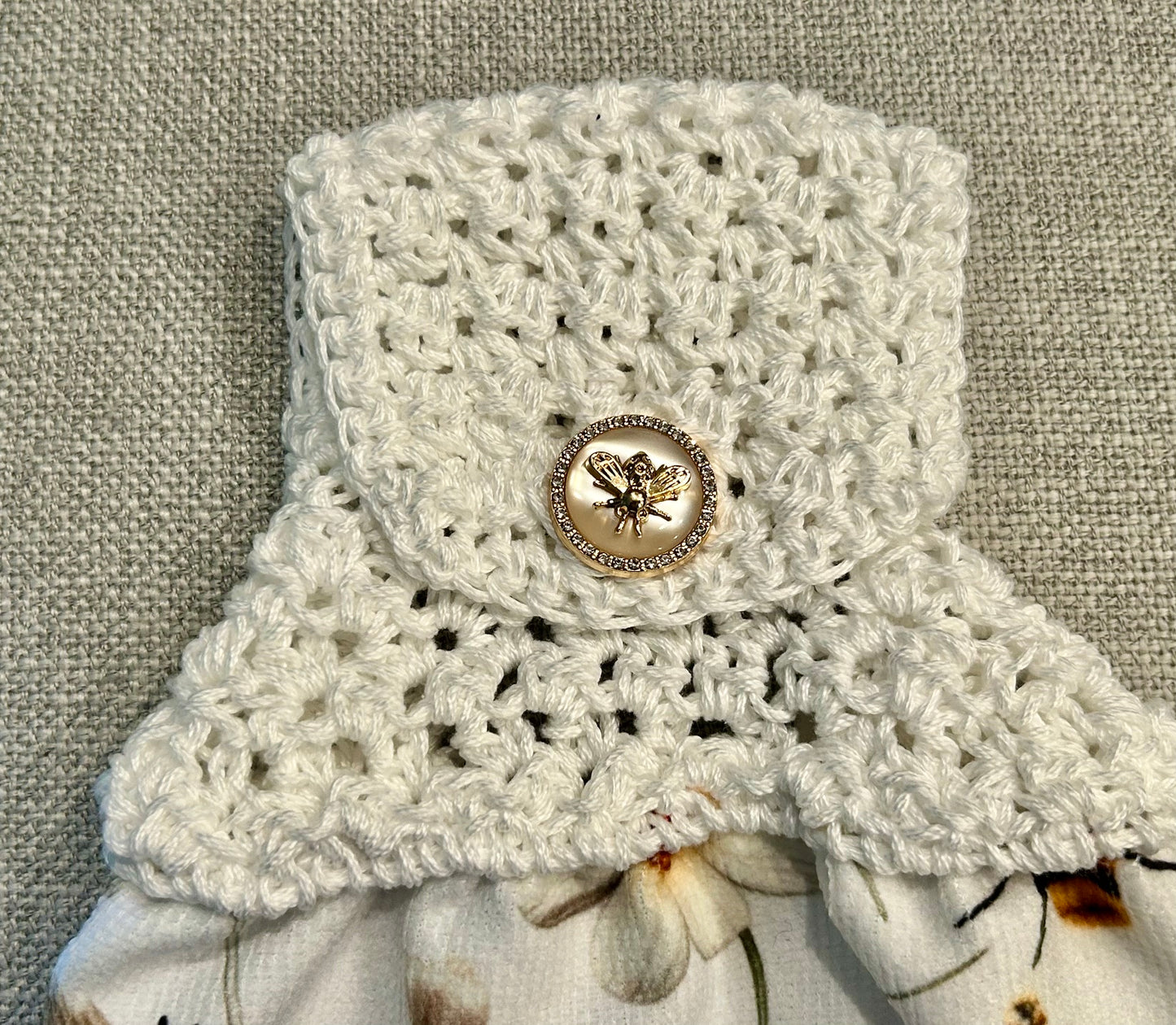 Crochet top Kitchen towel | Bees and Daisies | Matching Accent Button | Summer Gift Home Decor (Copy)