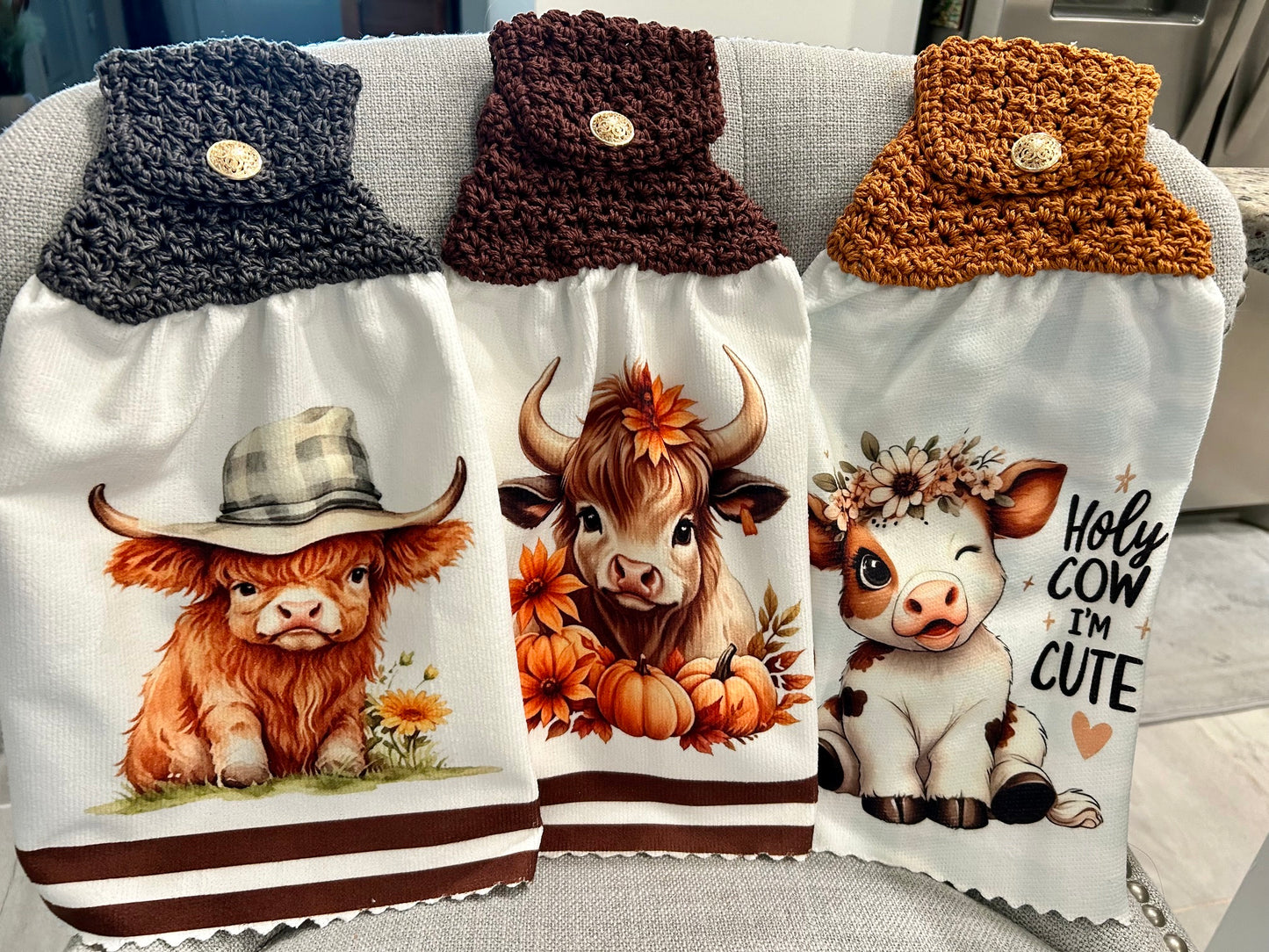 Crochet top kitchen towel | FARM LIFE Highland Cows | Beautiful Home Decor Gift