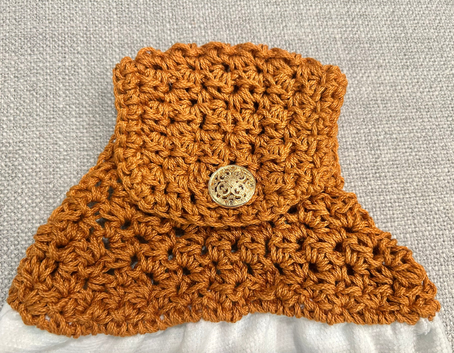 Crochet top kitchen towel | FARM LIFE Highland Cows | Beautiful Home Decor Gift