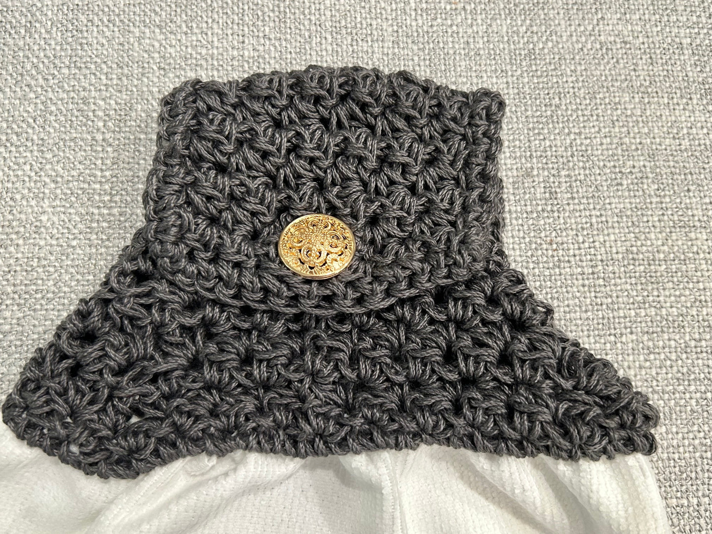 Crochet top kitchen towel | FARM LIFE Highland Cows | Beautiful Home Decor Gift