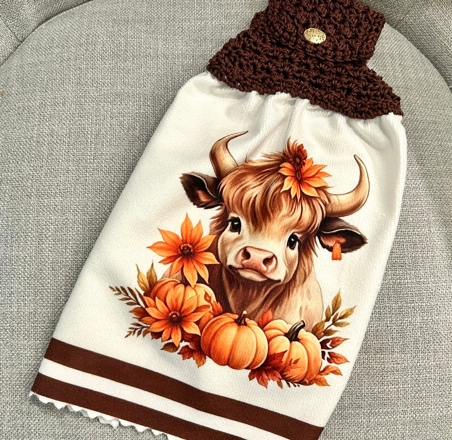 Crochet top kitchen towel | FARM LIFE Highland Cows | Beautiful Home Decor Gift