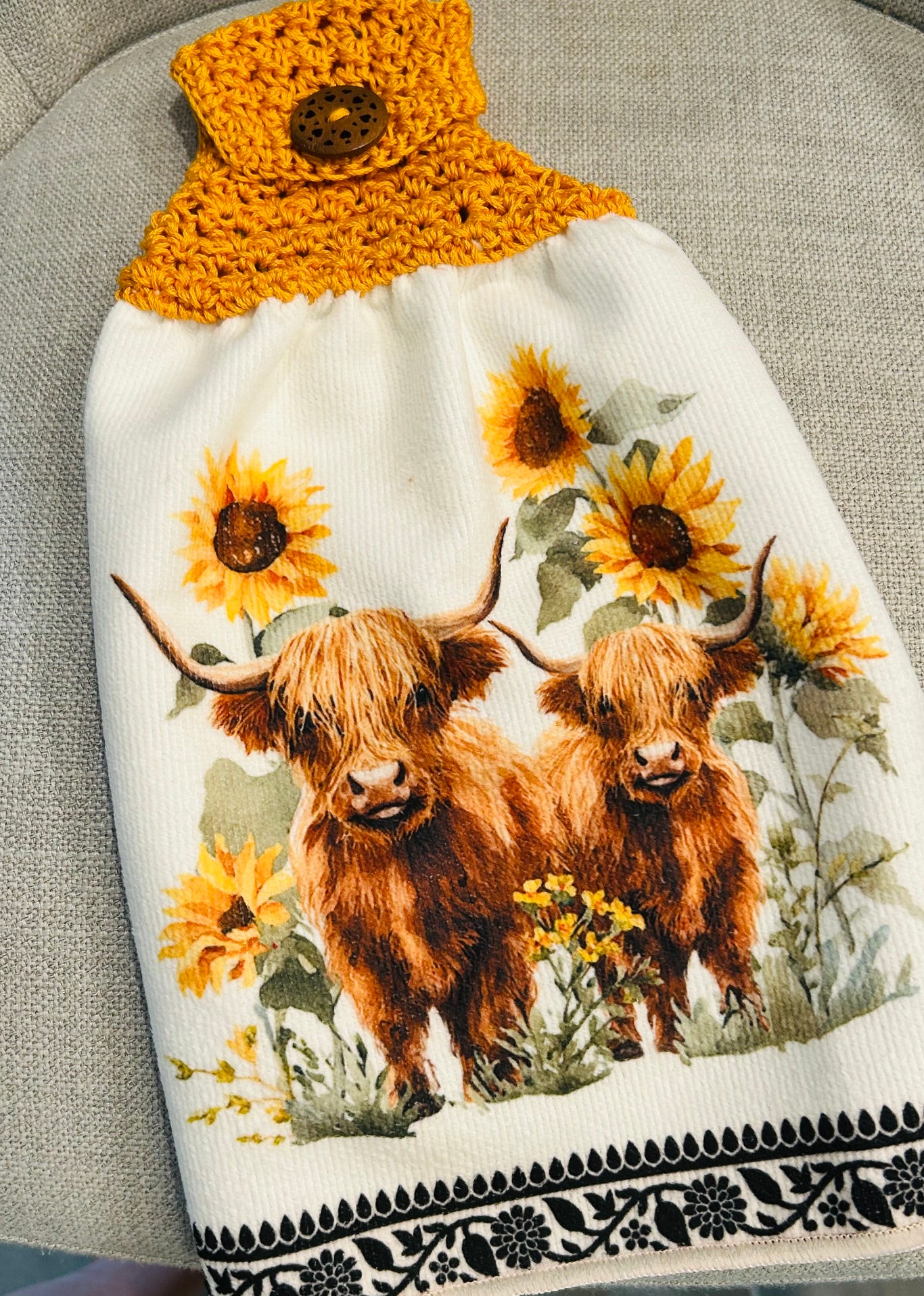 Cow Collection | Kitchen towel | Highland cows & Sunflowers everywhere