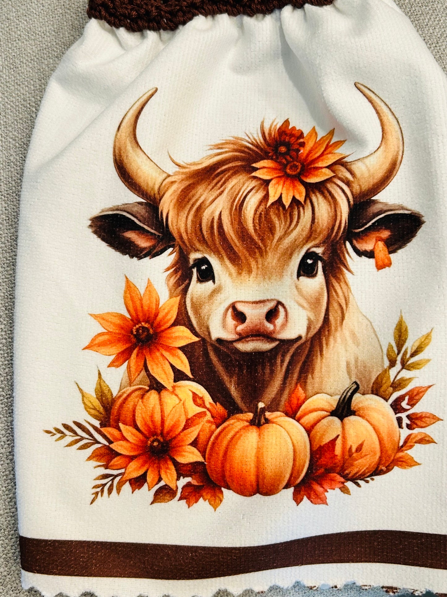 Crochet top kitchen towel | FARM LIFE Highland Cows | Beautiful Home Decor Gift
