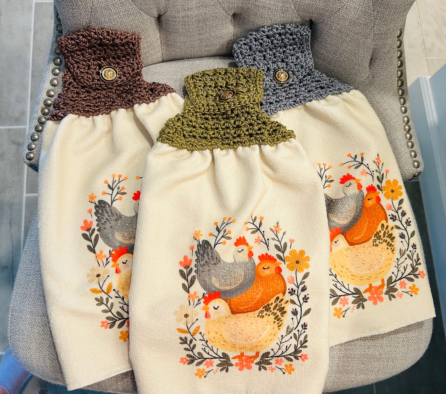 Crocheted top | Kitchen towel | Chicken Hen collection | Color choice | Home Decor Gift
