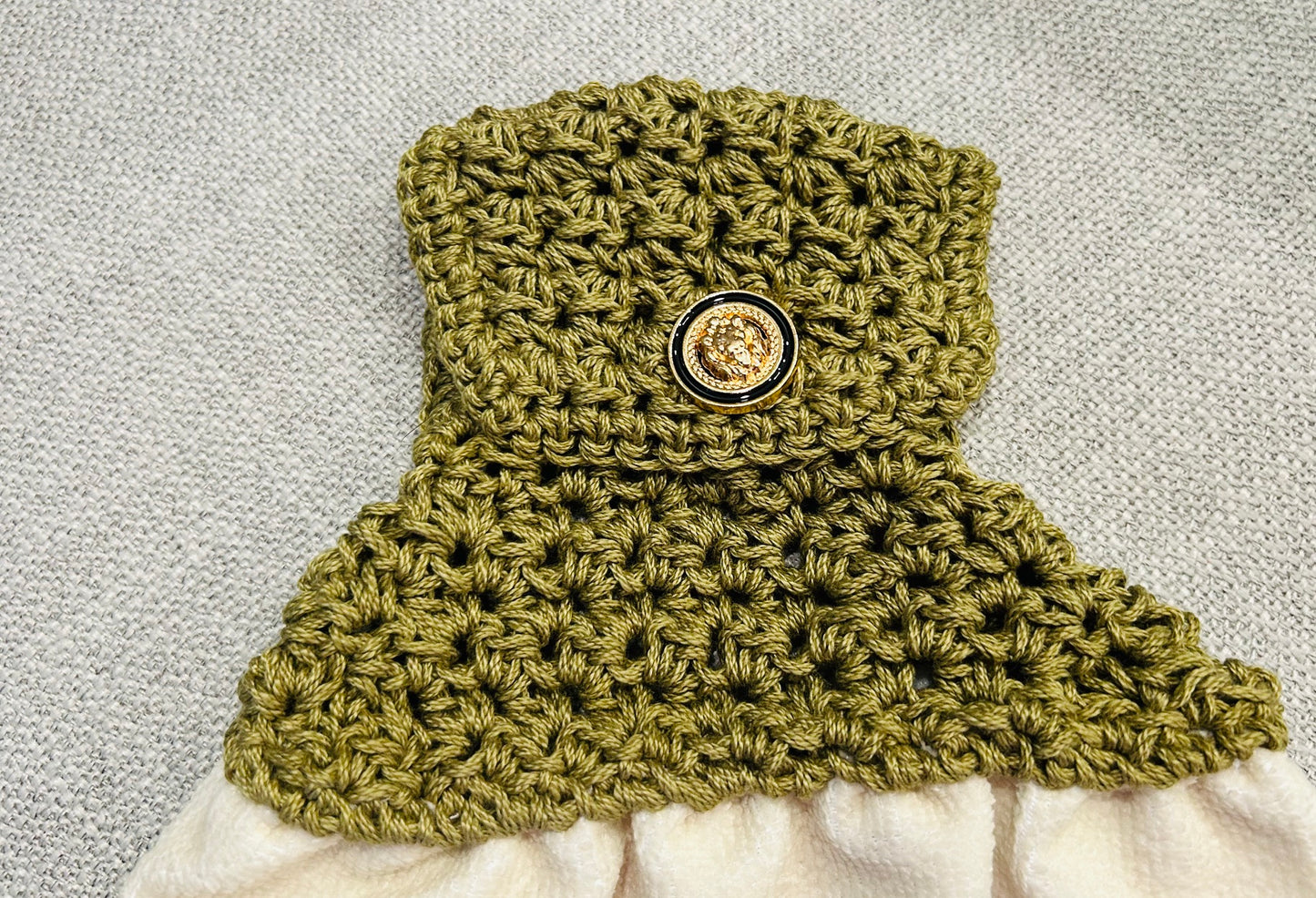 Crocheted top | Kitchen towel | Chicken Hen collection | Color choice | Home Decor Gift