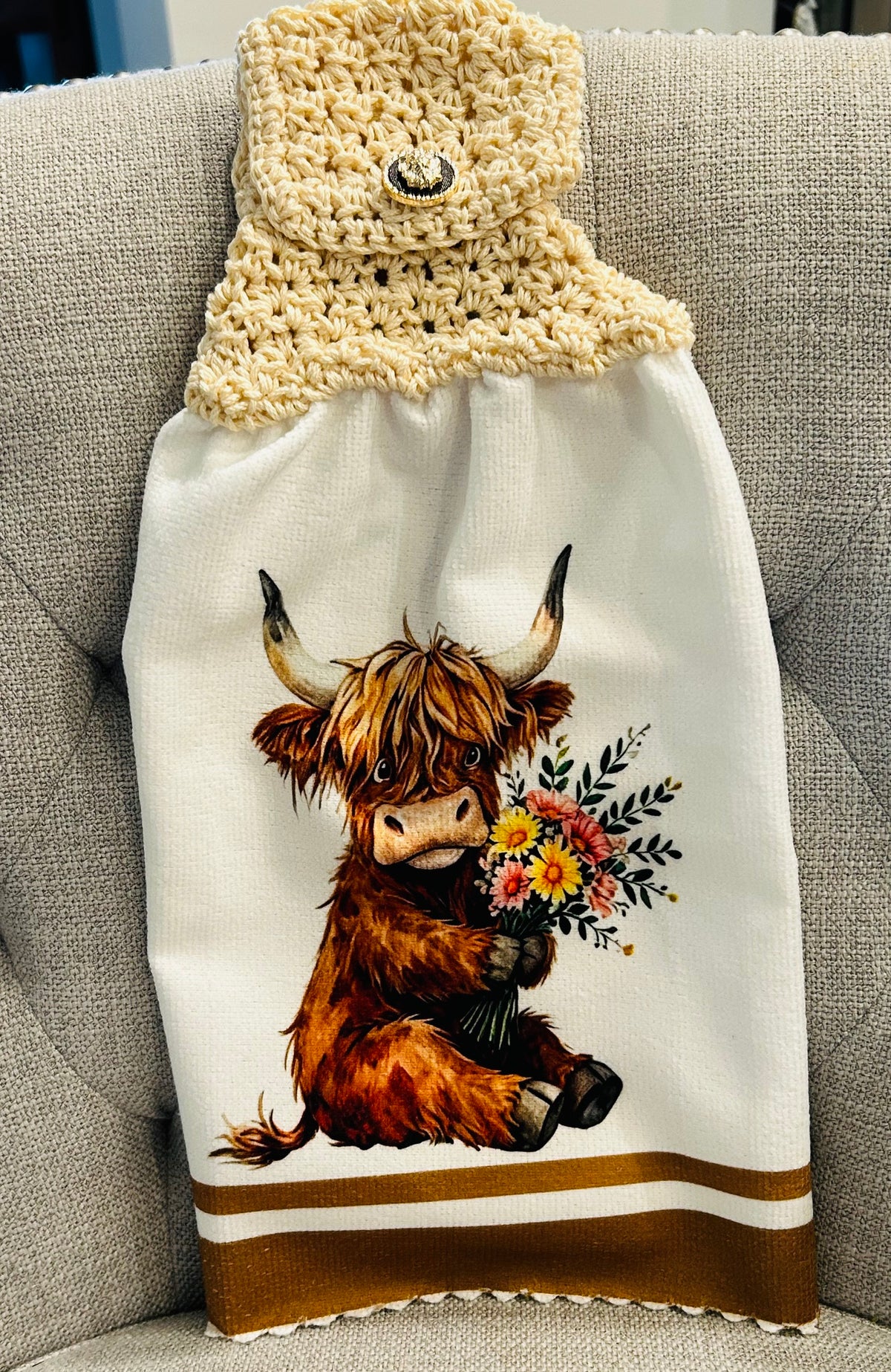 Crochet top kitchen towel | HIGHLAND cows Floral Designs | Farm Life | Home Decor Gift