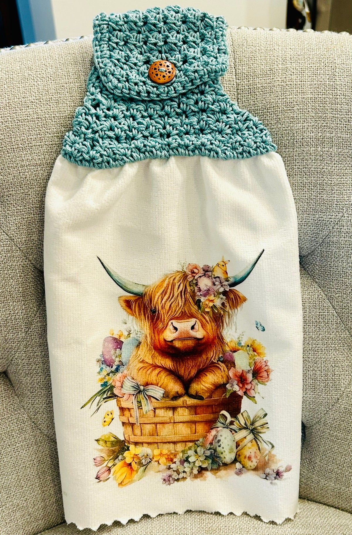 Crochet top kitchen towel | HIGHLAND cows Floral Designs | Farm Life | Home Decor Gift