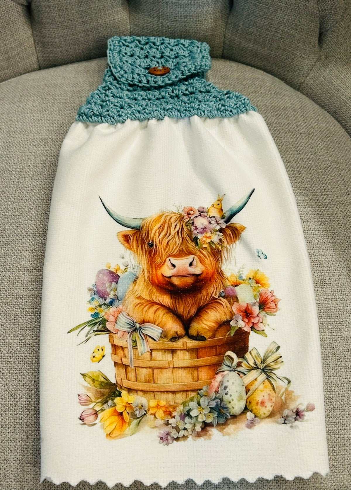 Crochet top kitchen towel | HIGHLAND cows Floral Designs | Farm Life | Home Decor Gift