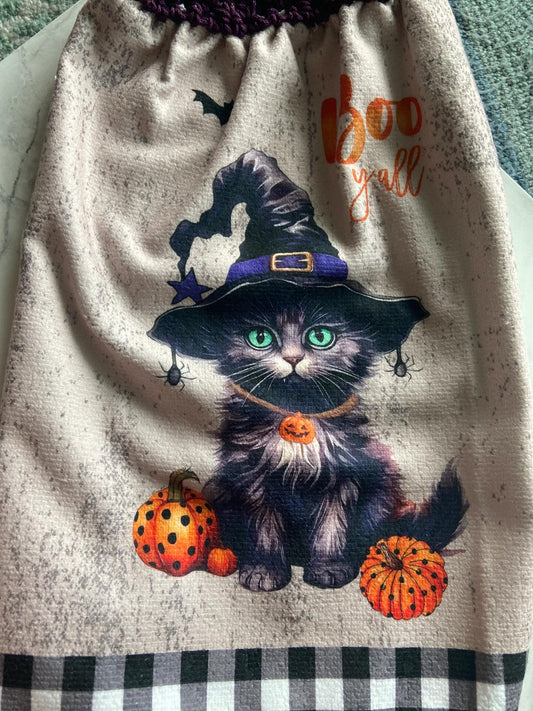 Crocheted top kitchen towel  - Halloween cat in hat