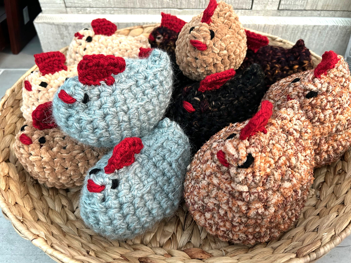 Crocheted HENS CHICKS farmhouse design - multiple colors available